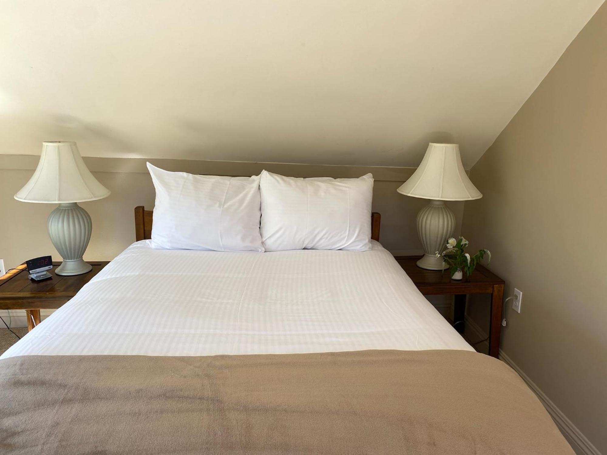 Jenner Inn Quarto foto